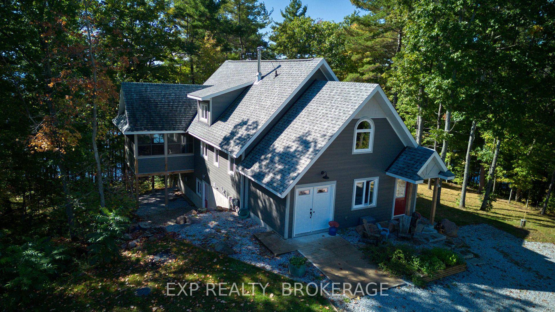 Ultimate Privacy on Leggat Lake !