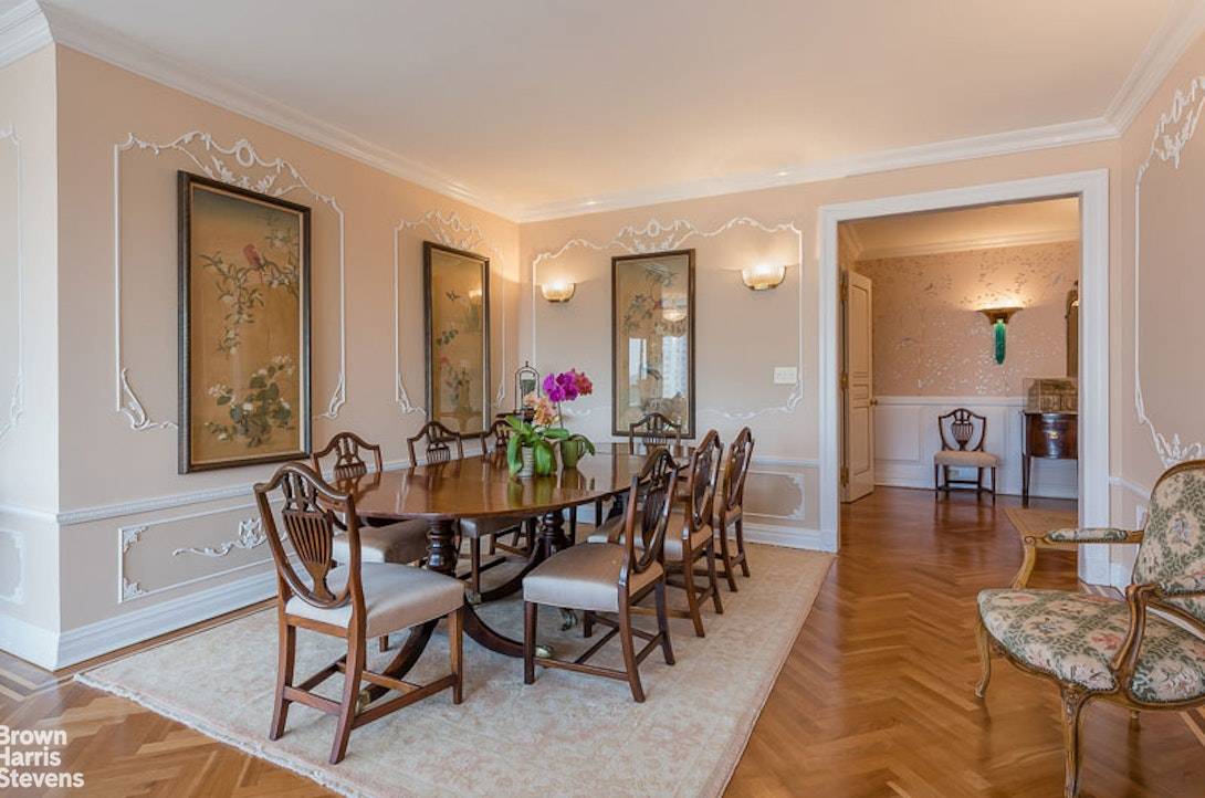 GUILDED AGE This fabulous sun filled European style apartment has a grand and gracious gallery which in turns opens to a south and west facing living room and dining room ...