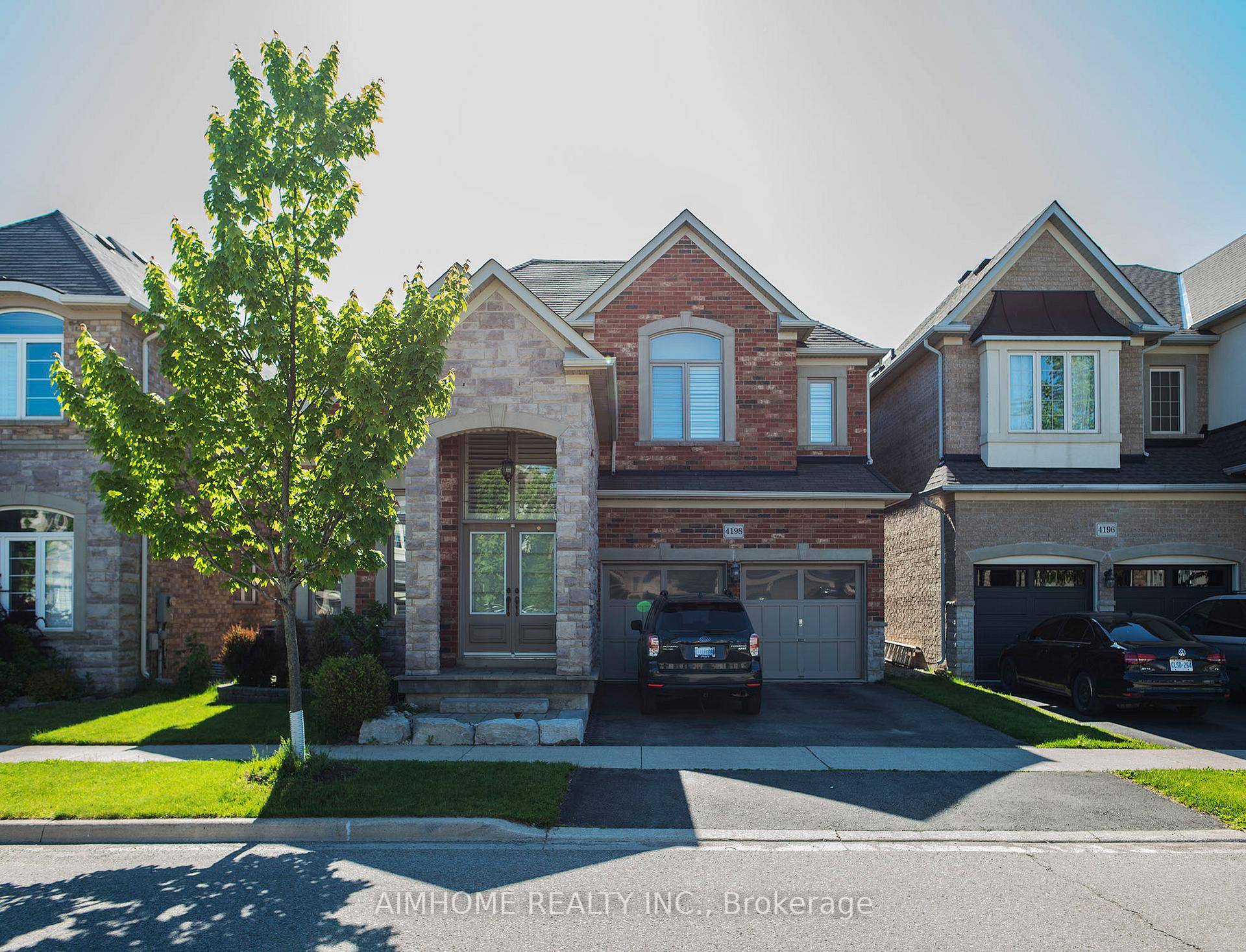 Absolutely Gorgeous 2254 sqft Detached house In Peaceful and Safe Alton Village.