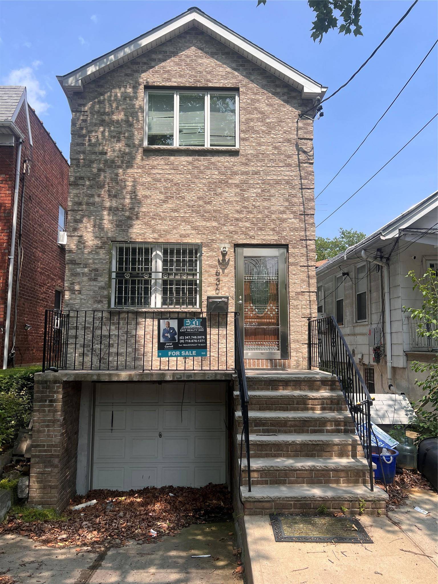 Welcome to 636 Throggs Neck Expressway, a stylishly crafted duplex nestled in the heart of Throggs Neck one of the Bronx s most desirable and community driven neighborhoods known for ...