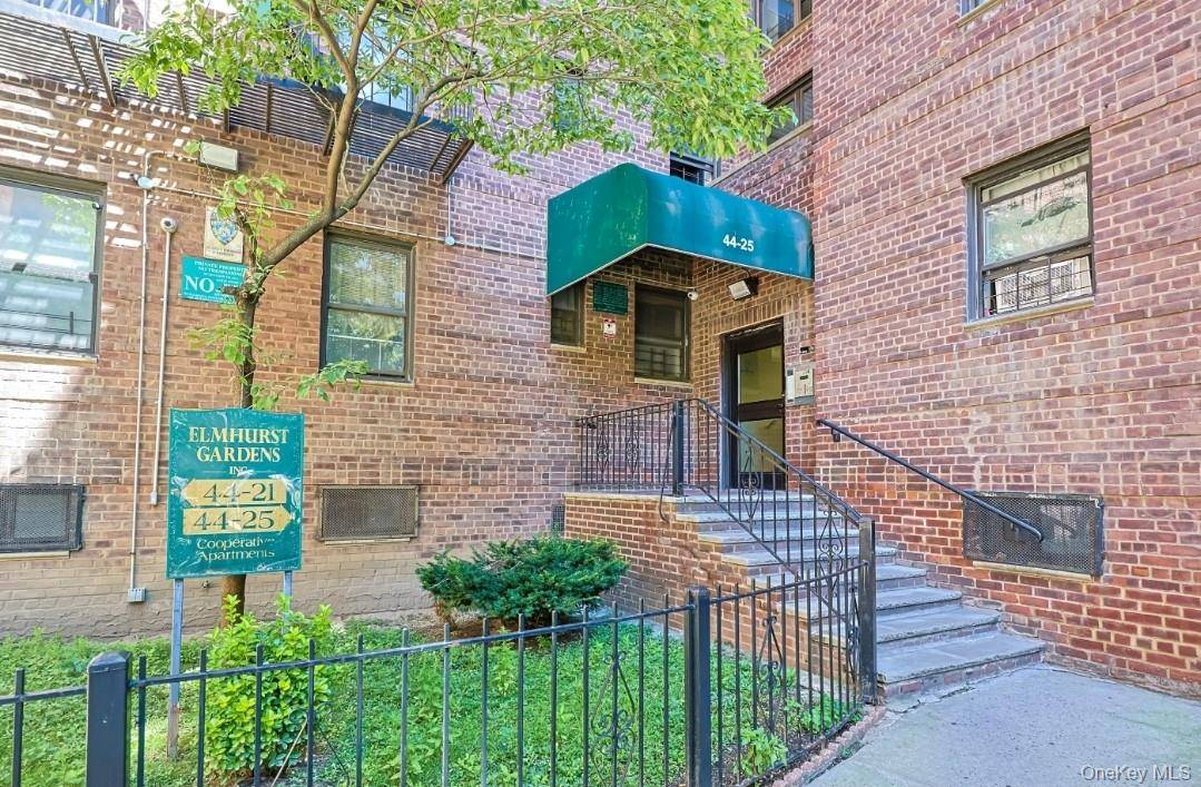 Welcome to Your New Home at ELMHURST GARDENS !