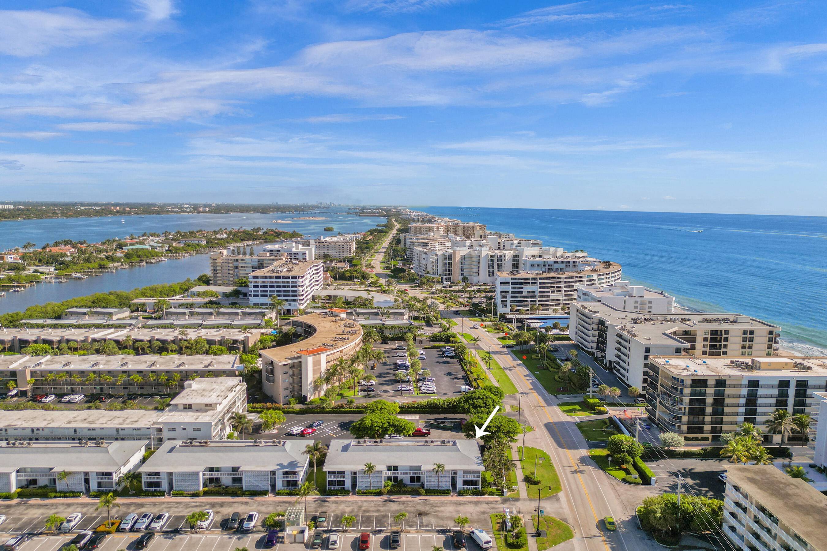 Palm Beach Villas in South Palm Beach, Florida, features this inviting first floor 1 bedroom, 1.