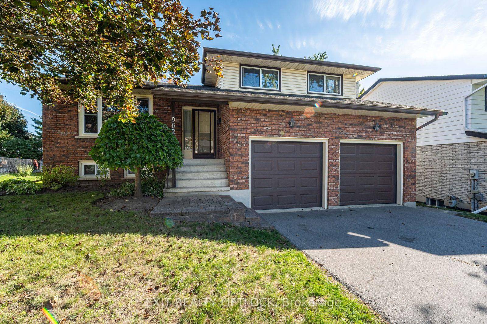 Welcome to 962 Golfview Road, a well maintained, one owner home in a highly desirable, family friendly neighborhood nestled between a park and a golf course.