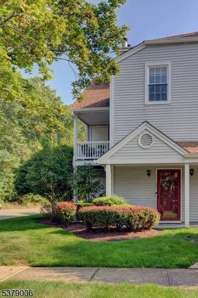Welcome to 66 Homestead Lane !
