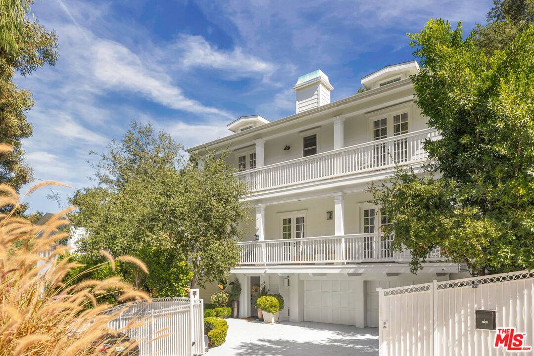 2234 Stanley Hills Dr 4BR Hollywood Hills East La