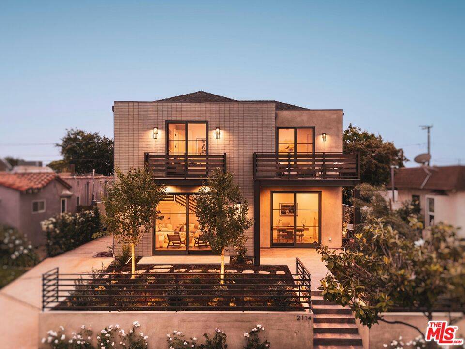 2114   Pier Ave 7BR Santa Monica La