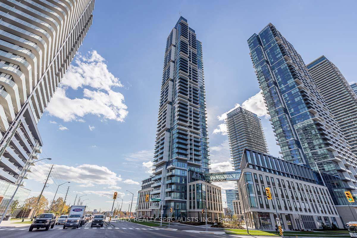 Absolutely Stunning ! Brand New Penthouse Corner Unit at Transit City 5 Condos !