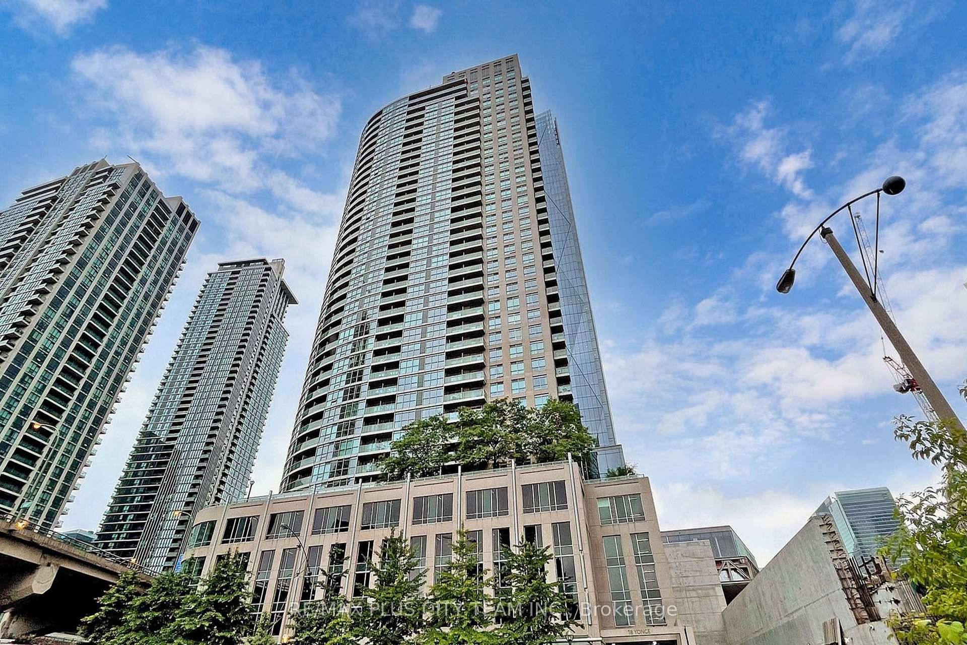This well maintained 1 Bedroom, 2 Bathroom plus spacious den that can be used as a second bedroom or home office also includes one parking amp ; one locker.