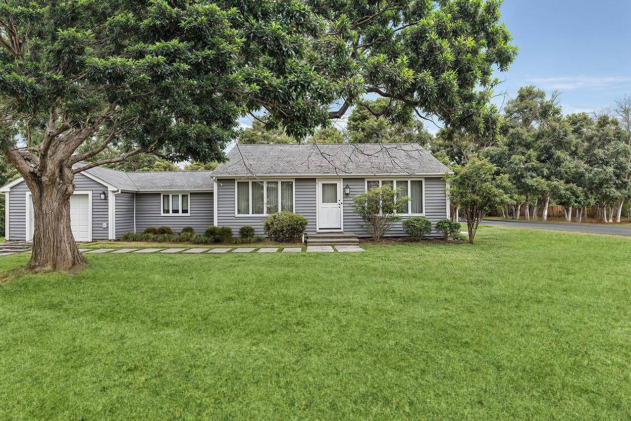 This beautifully renovated ranch style home features 3 bedrooms and 2 bathrooms, offering modern updates with a classic charm.