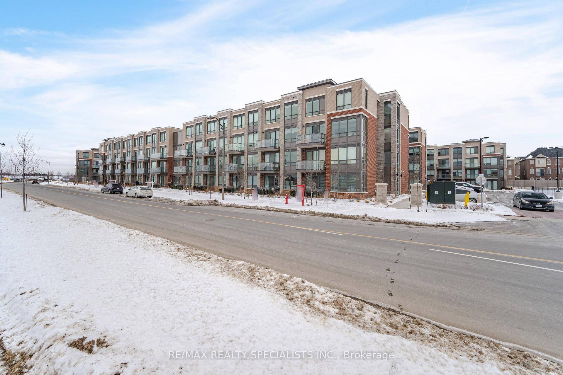Stunning 1 bedroom, 1 washroom condo in Brampton Easts prime location !