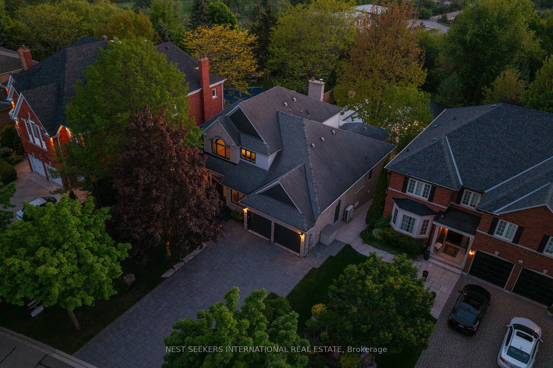 An ultra rare bungaloft in the heart of prestigious Kleinburg Village.