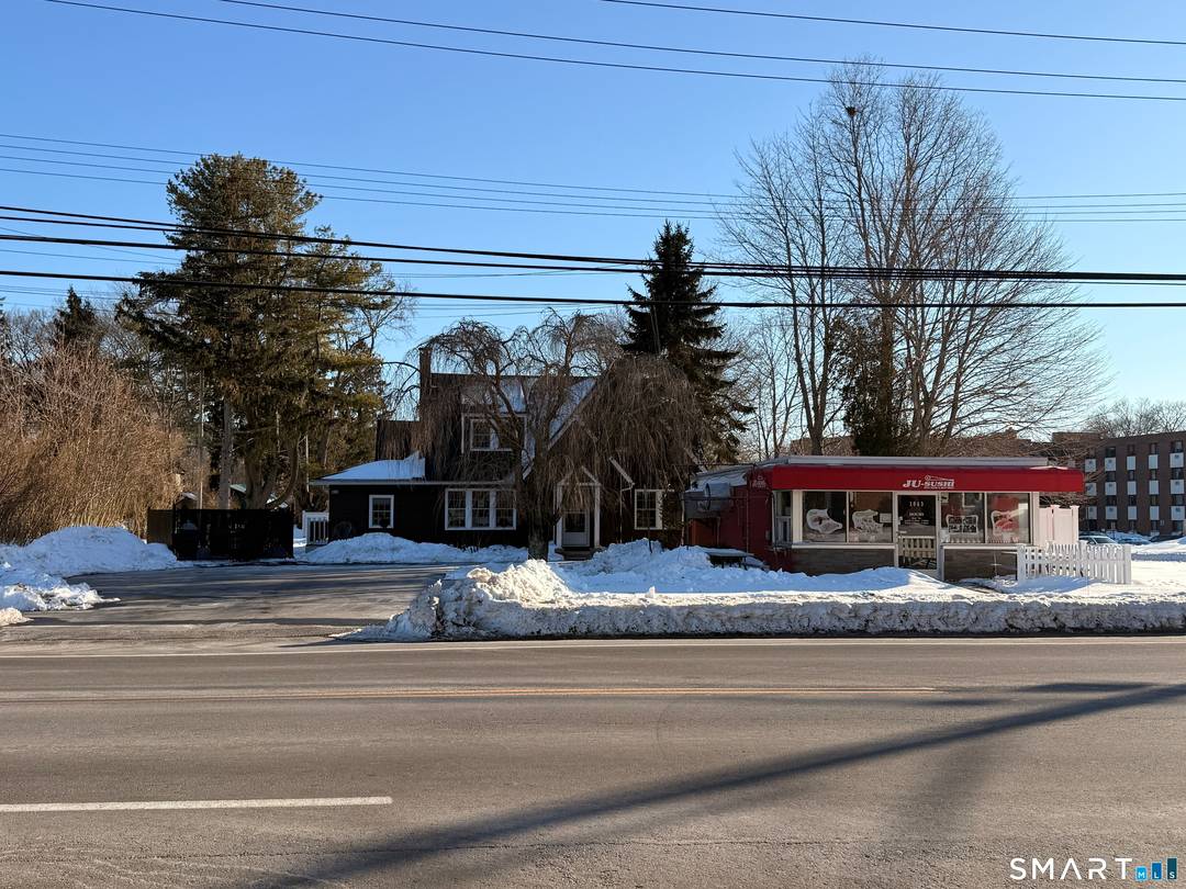 This property is mixed use commercial.