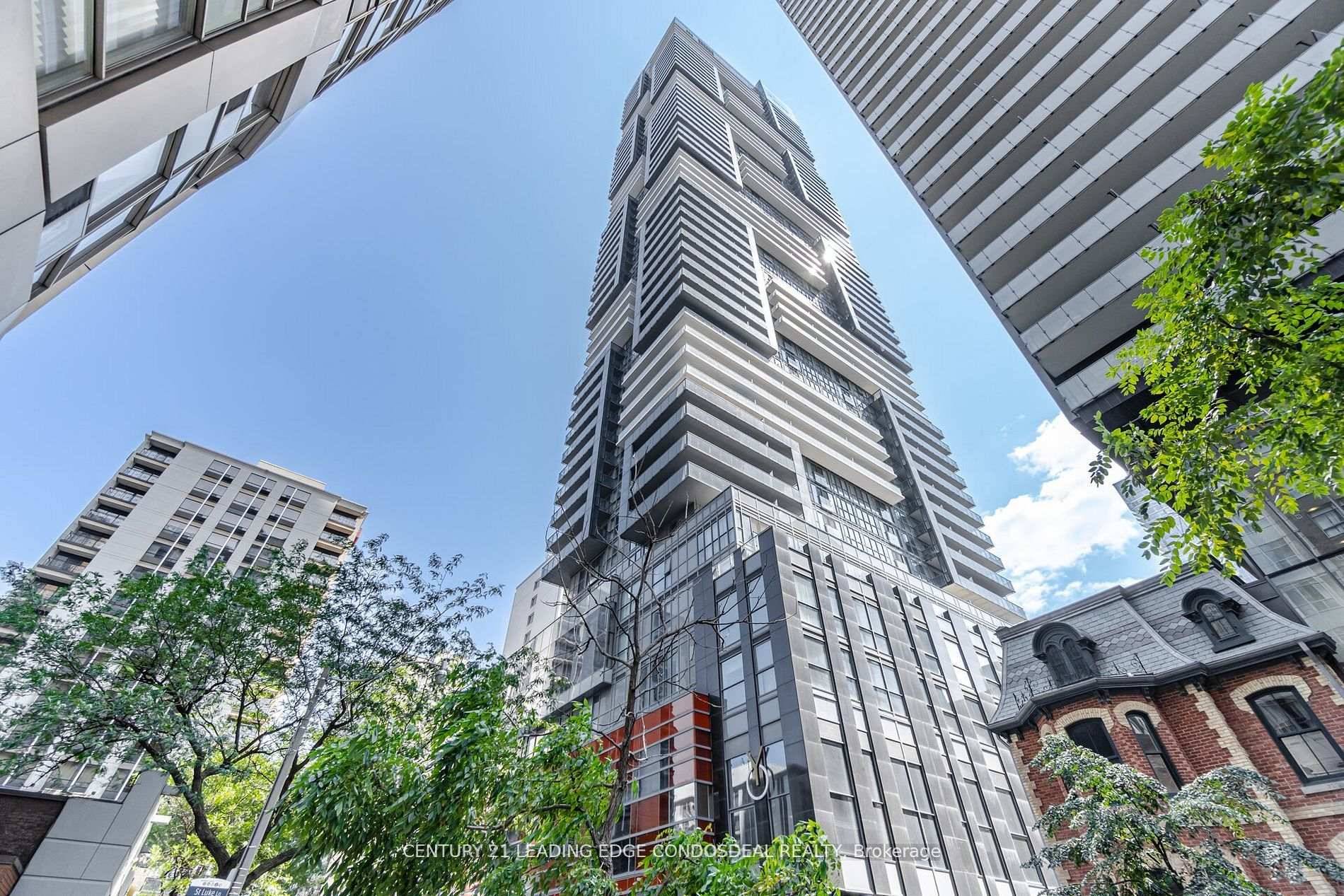Welcome to YC Condos, Suite 2707 !