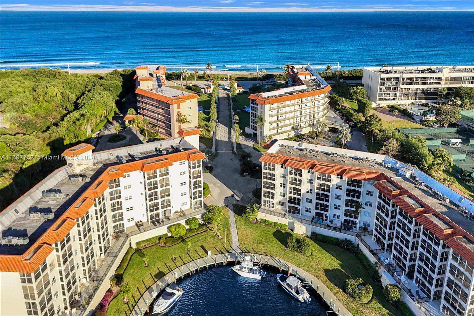 JUST REDUCED 400K ! RPR Estimated Value 1, 431, 490.