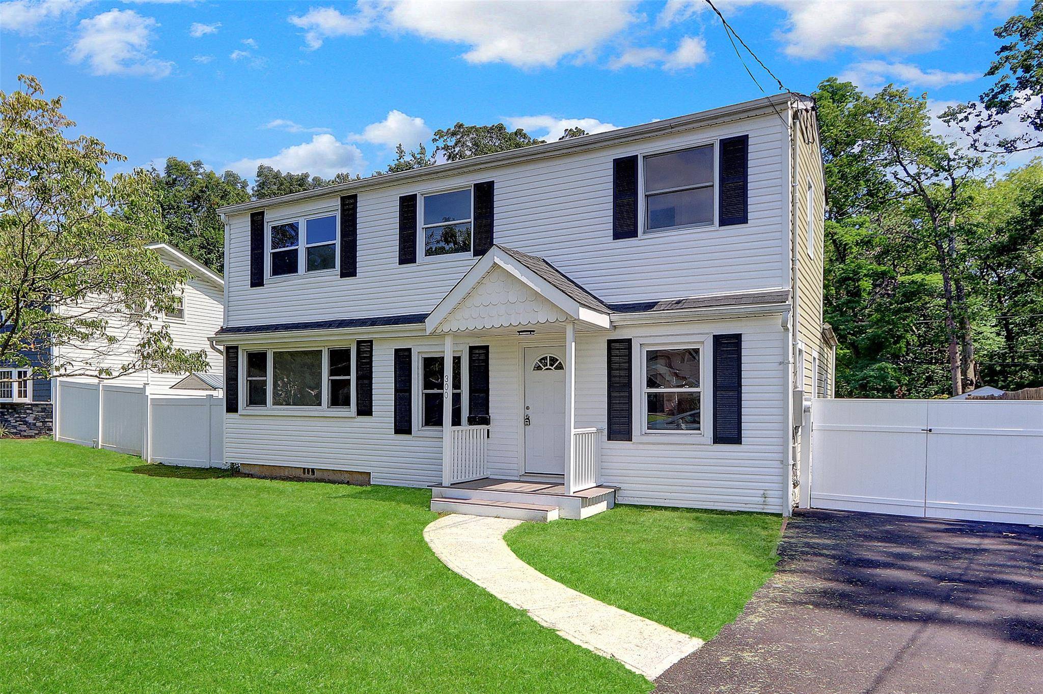 Completely Renovated 5 Bedroom Colonial in North Babylon Move In Ready !