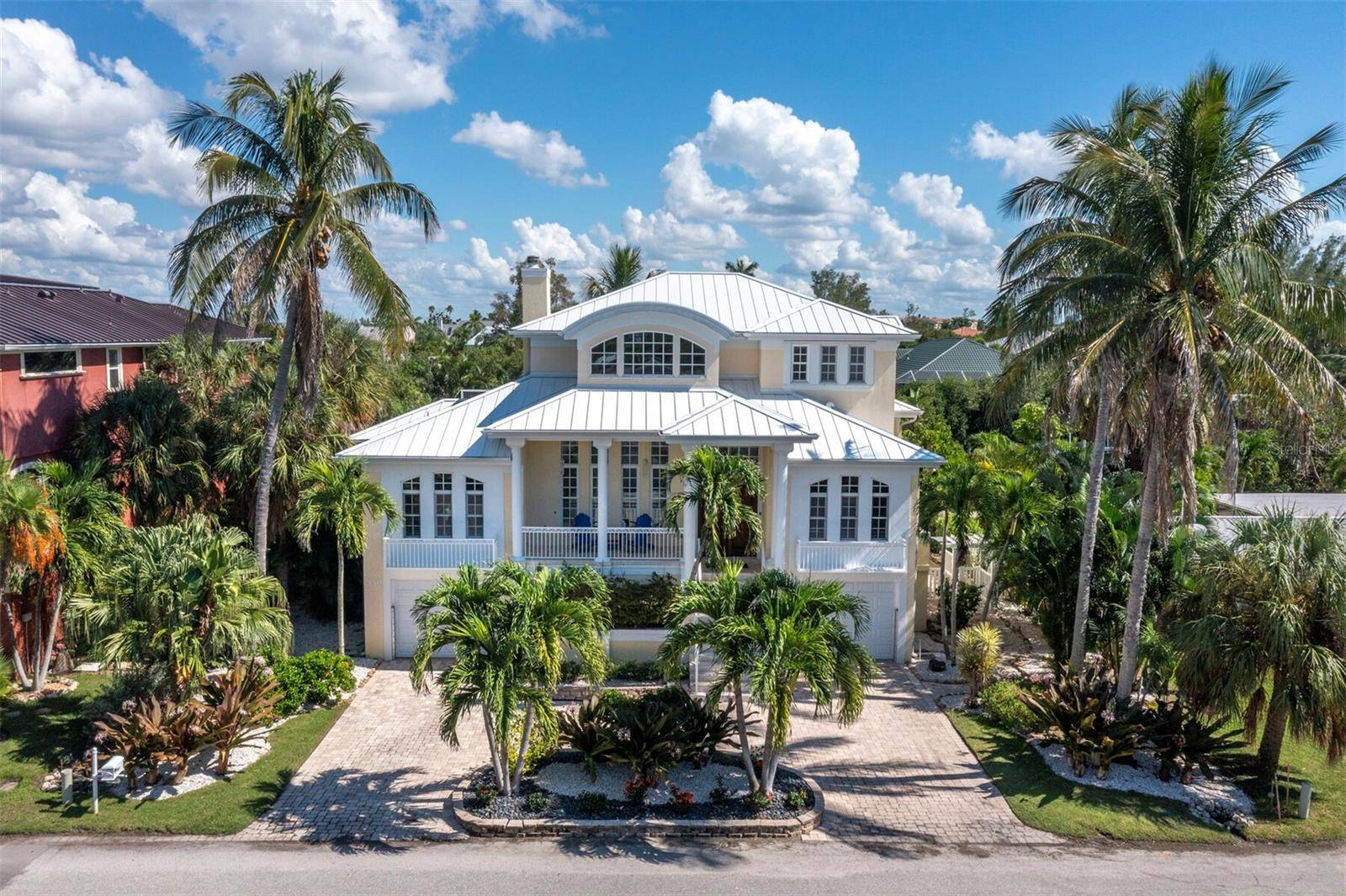Discover waterfront living in the sought after Sleepy Lagoon neighborhood of Longboat Key, where distinctive architecture, beautifully appointed interiors and deeded beach access create an exceptional island lifestyle.