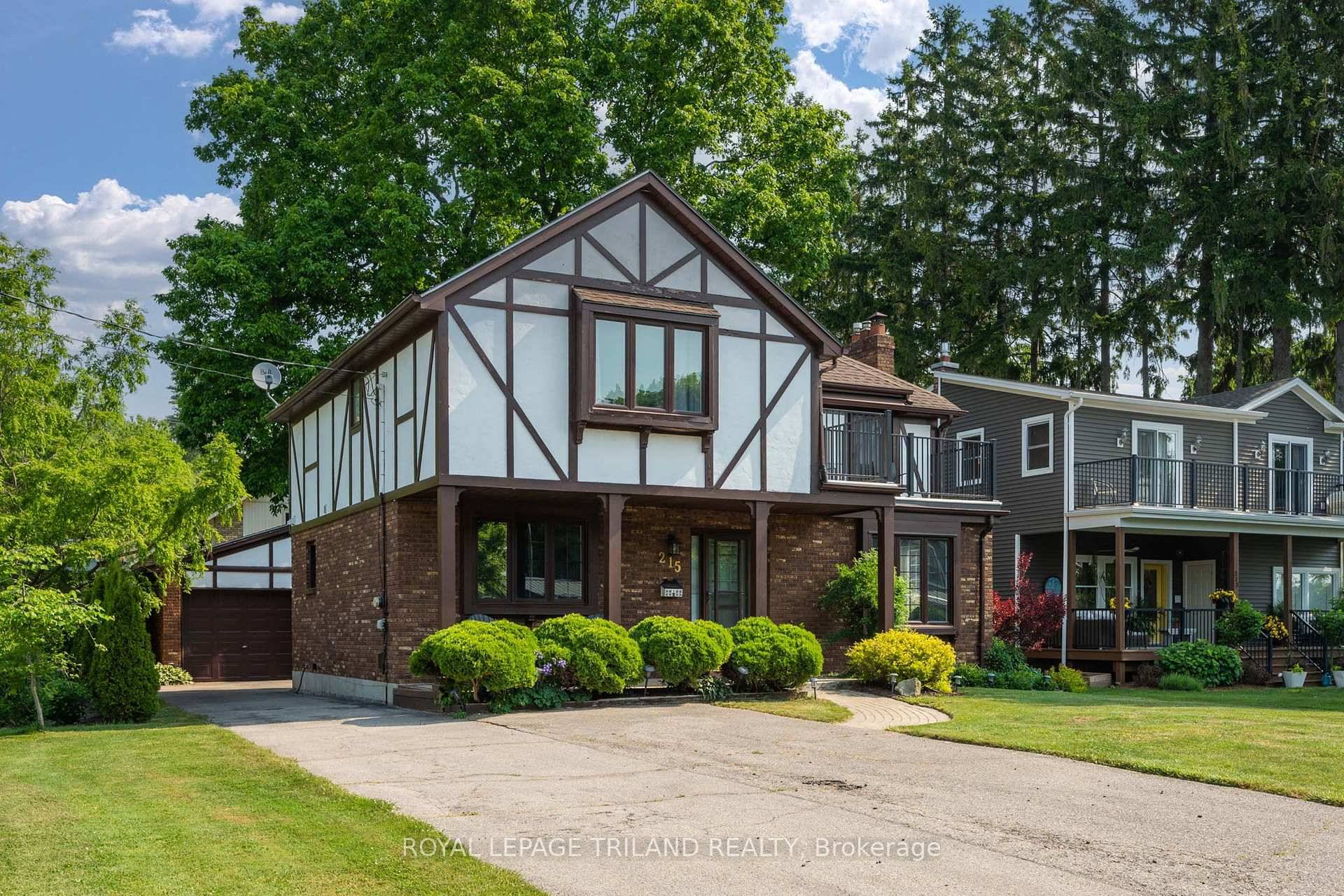 Lake view home in picturesque Port Stanley, Ontario.