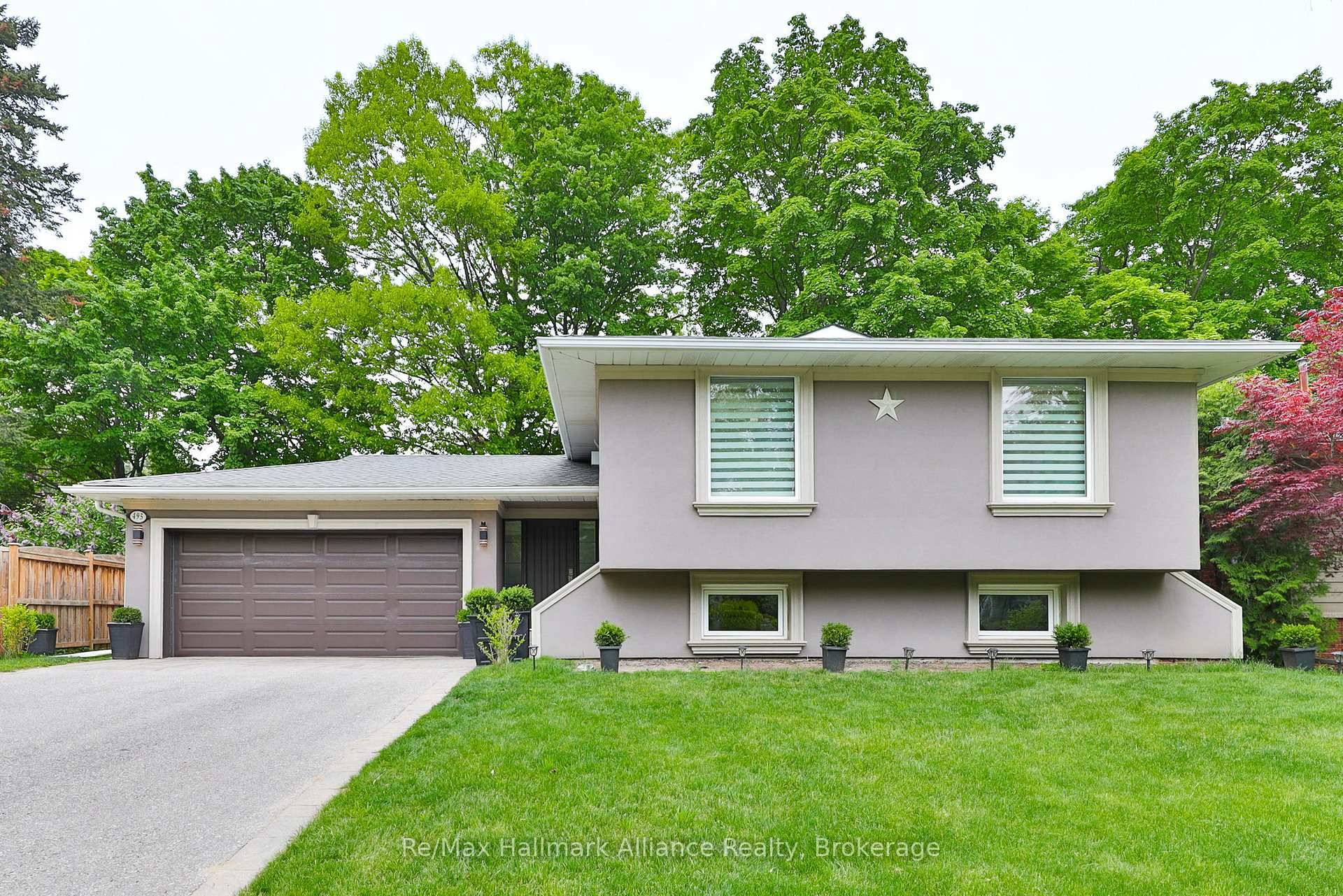 Welcome to this beautiful fully upgraded 3 2 bedrooms stunning modern home surrounded by mature trees with a double car garage and 4 parking spaces on the driveway, over 2400sqft ...