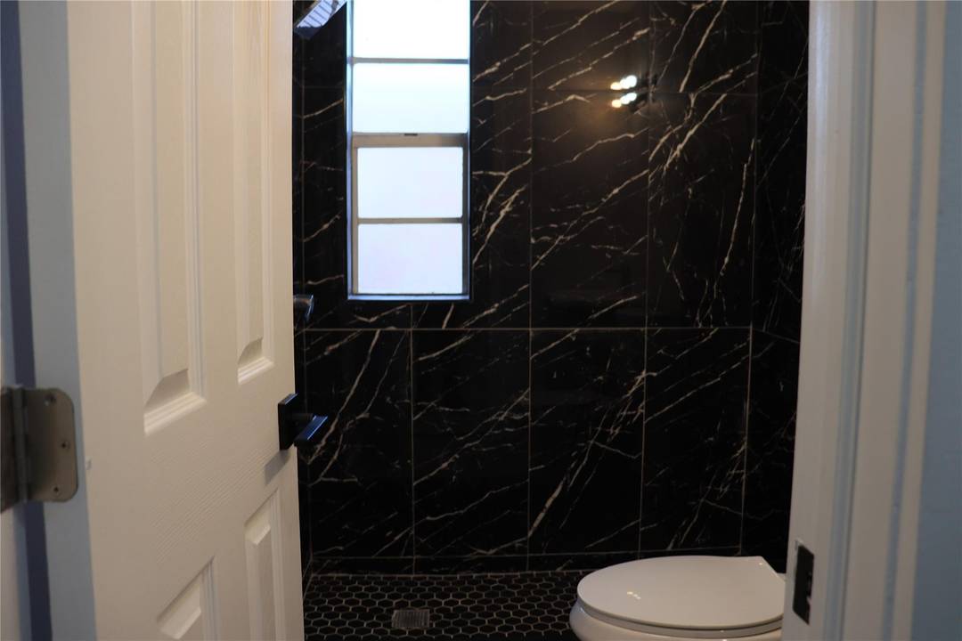 Fully renovated 4 units of 2 1 one step from the beach, amazing location to operate as AIR B N B or any short term rental.