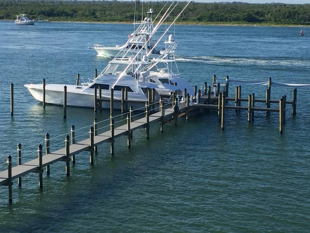 Inlet Palms is a boater's paradise, your own private dock and only a few minutes to the open ocean !