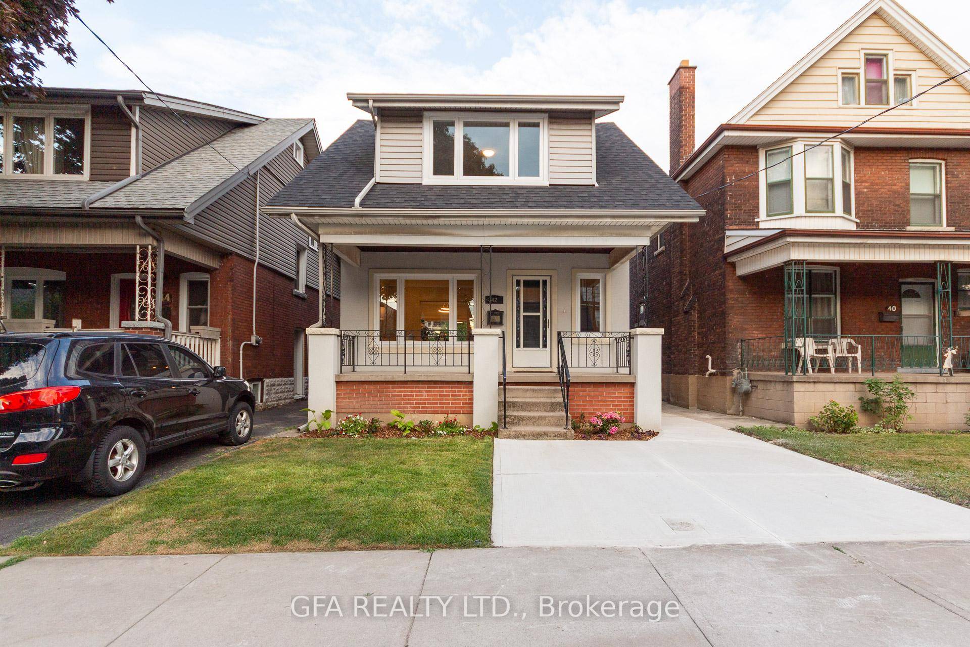 Fully renovated detached gem in the heart of downtown Hamilton !