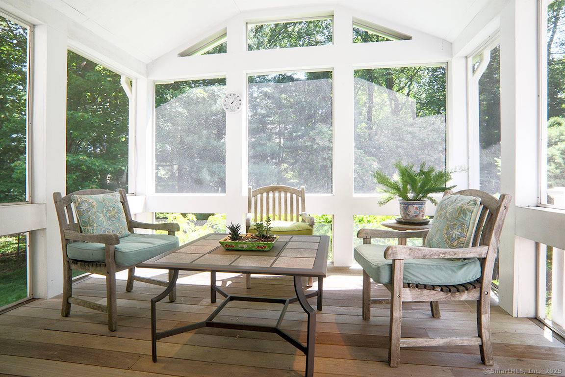 Set at the end of a cul de sac in the desirable Compo South neighborhood, this lovely colonial home offers an ideal Westport location.