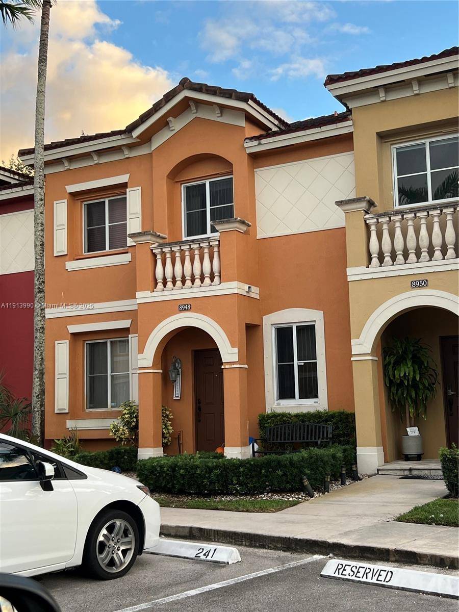 BEAUTIFUL 2 BEDROOM 2 BATH TOWNHOME IS LOCATED IN THE VILLAGE WALK GATED COMMUNITY.