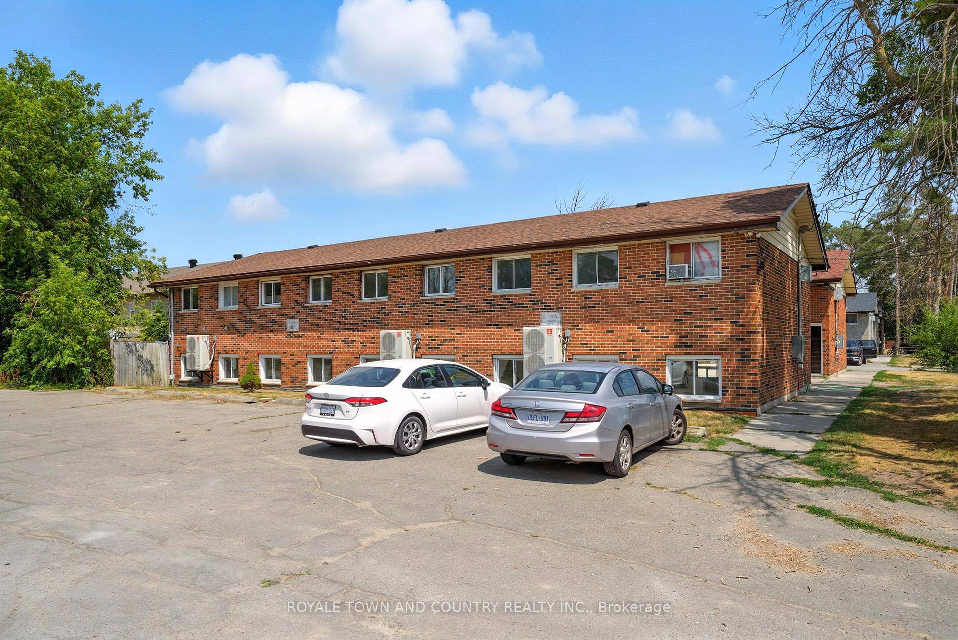 Discover contemporary living in this brand new, sleekly renovated upper unit at 88 Mary Street.