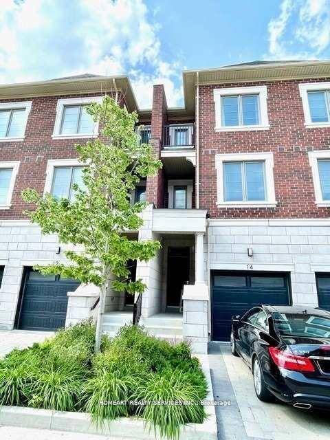 Luxury South Facing Town Home In Sought After Prestigious Bayview Hill !