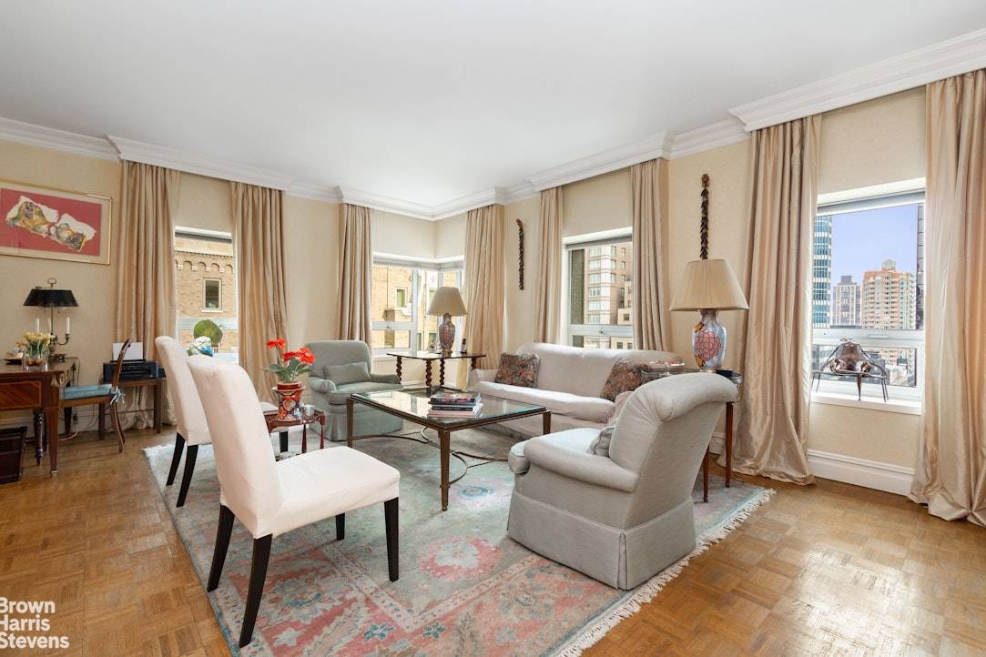 Welcome to one of the most renowned Condominium Towers on Park Avenue, located in a prime location right on the border between Midtown and the Upper East Side, just steps ...