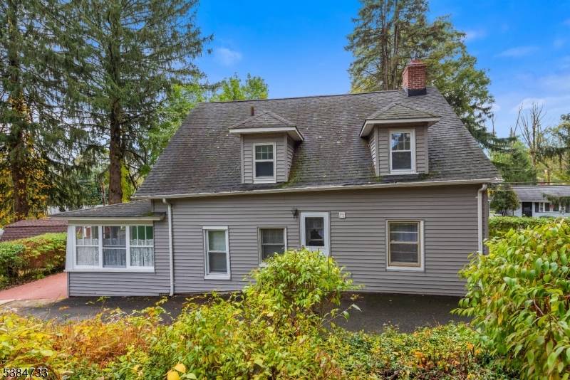 Unexpected Snow please use caution if not plowed don't go !