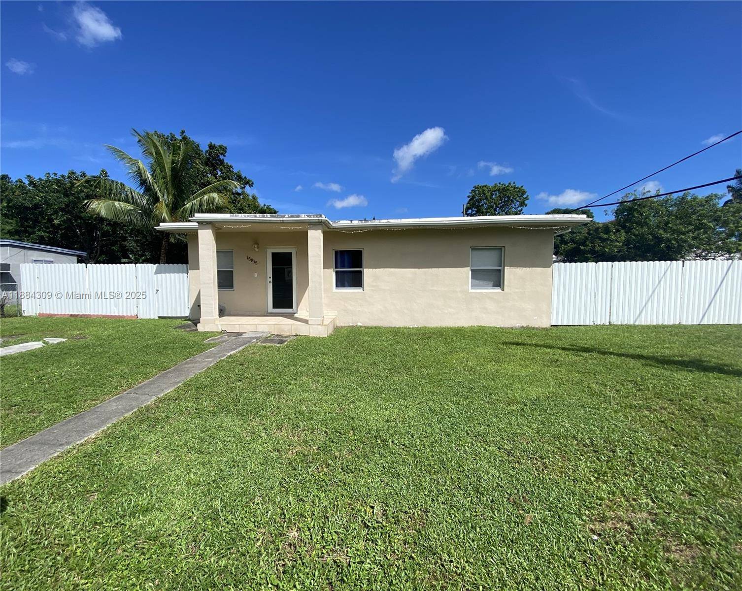The perfect starter home for first time buyers !
