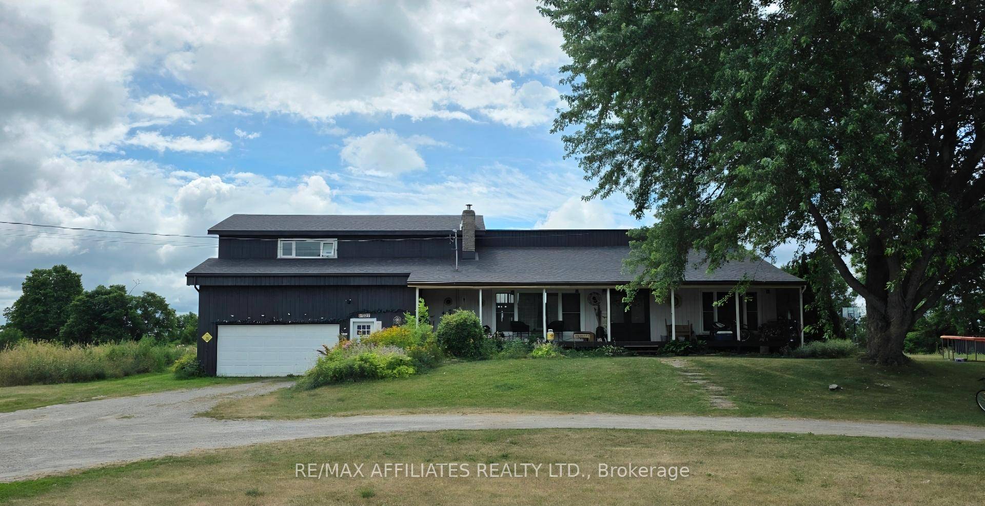 Welcome to this very unique home on Daytown Road !
