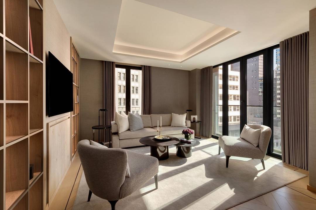 Welcome to Mandarin Oriental Residences, Fifth Avenue.
