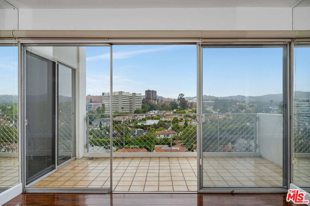 10787   Wilshire Blvd 3BR Westwood La