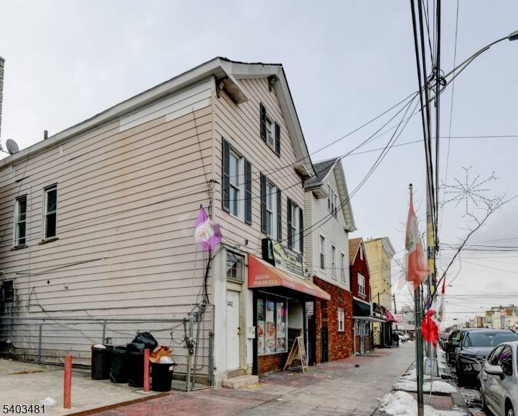 This property is perfect for both investors and homeowners looking to generate additional income.