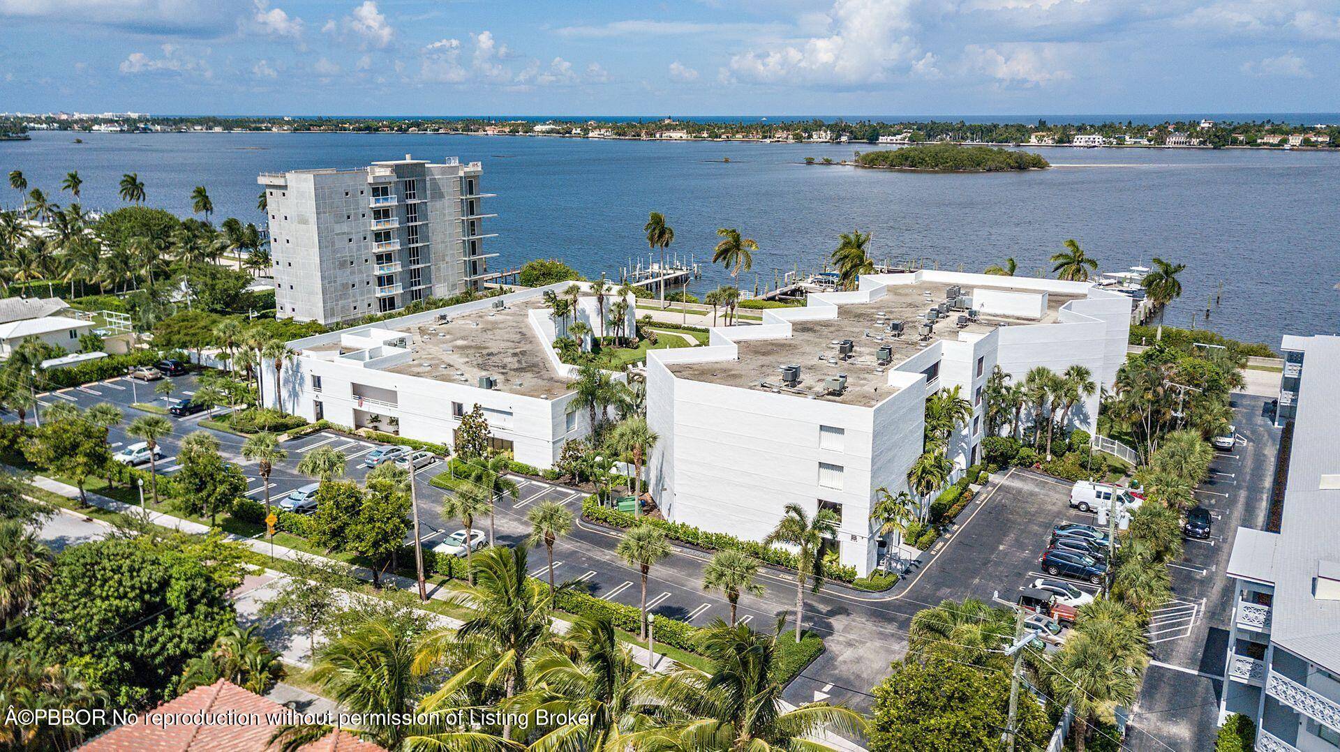 Beautiful unit in the highly desired Flagler Yacht Club building.