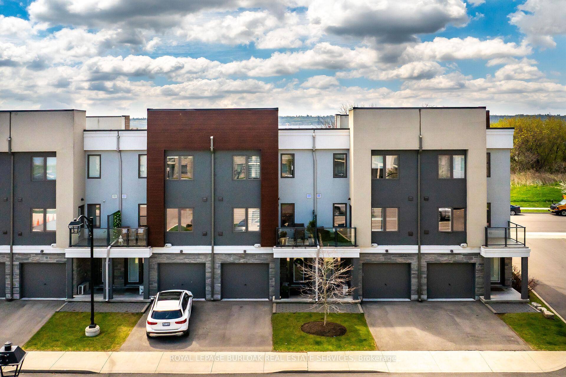 Welcome to coastal inspired living in beautiful Stoney Creek !