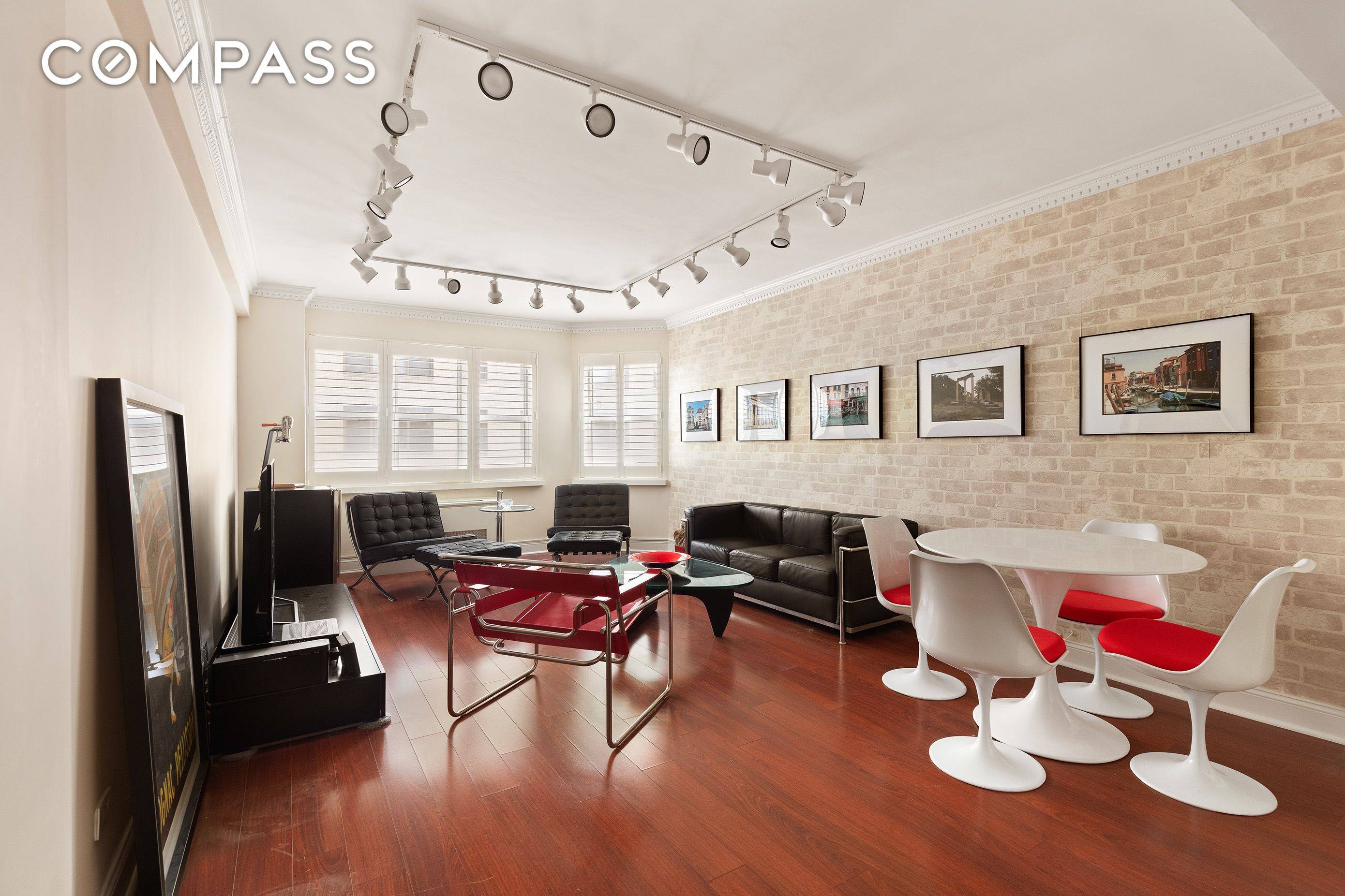 This beautifully renovated one bedroom, one bath condominium combines modern sophistication with timeless design.
