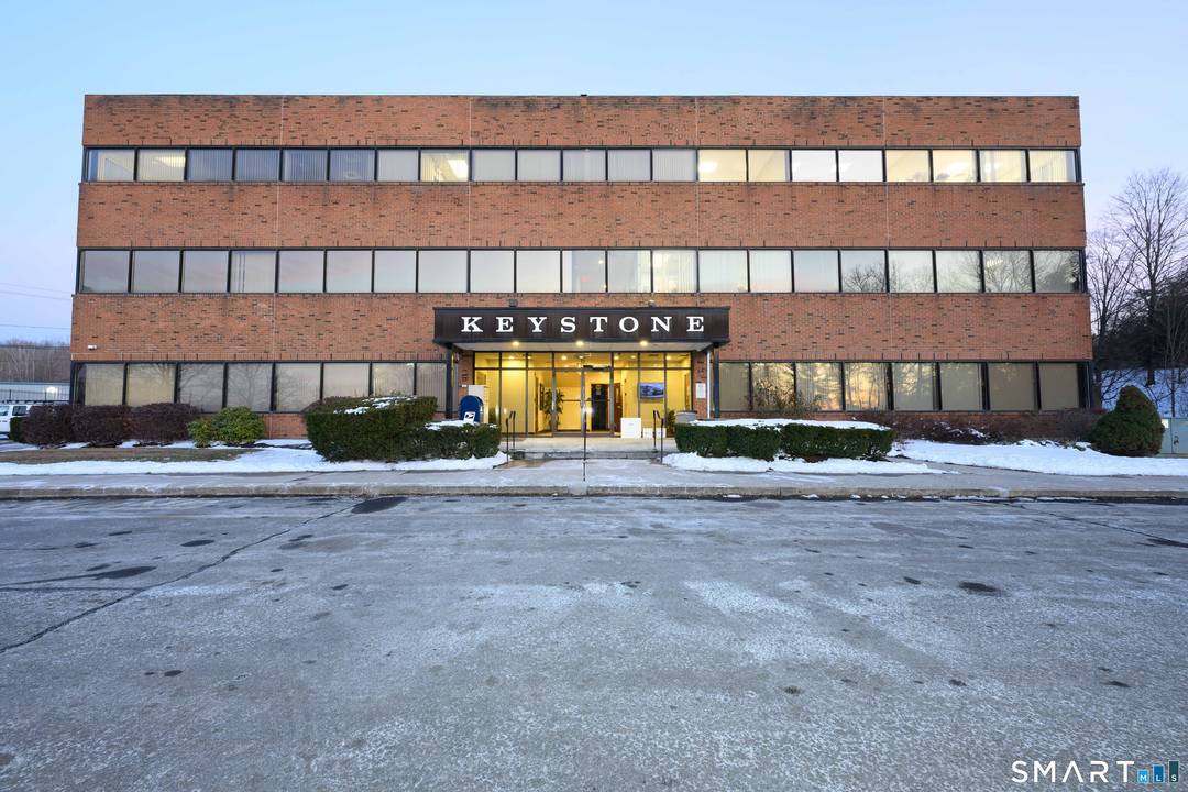 Fully built out 2, 000 square foot Class A medical or professional office suite, designed for immediate occupancy.