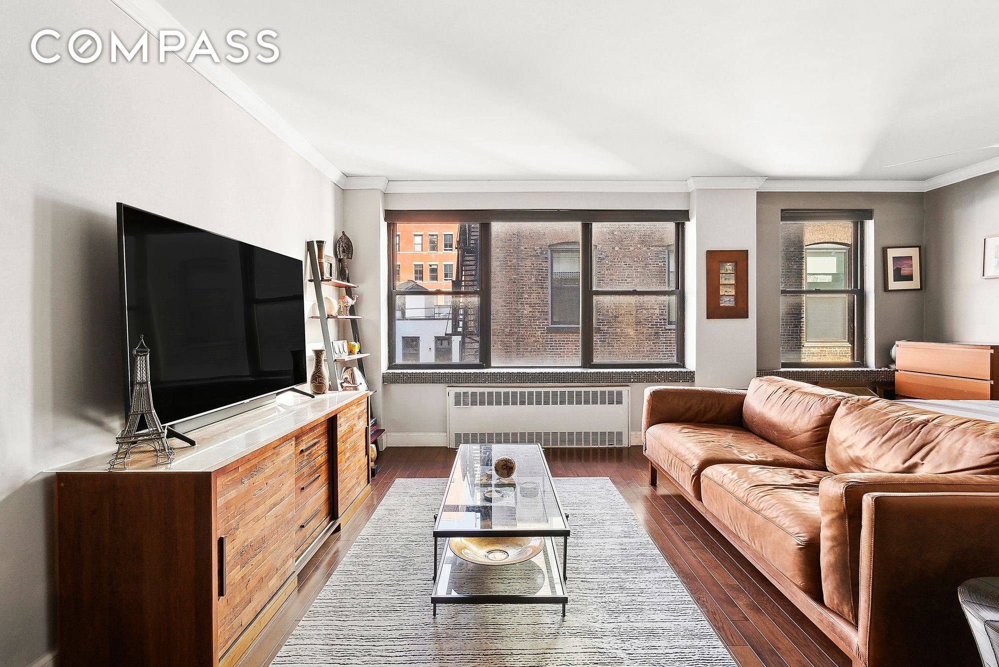 Welcome to apt 8A at 49 West 12 Street.