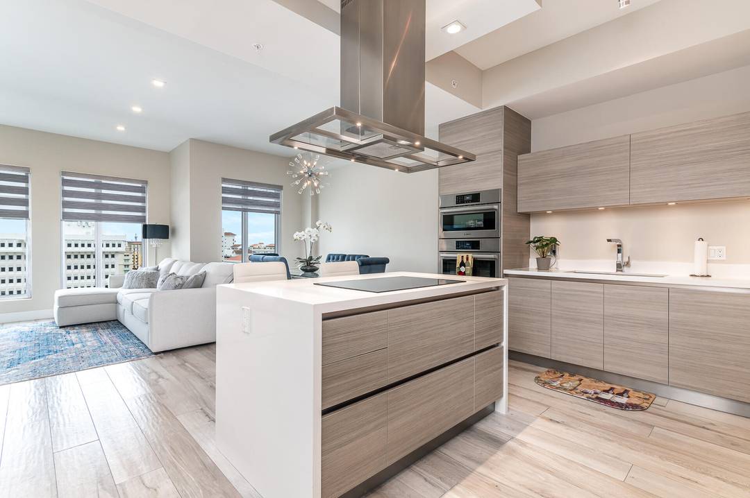 SEASONAL RENTAL. Fully Furnished and Turn key.