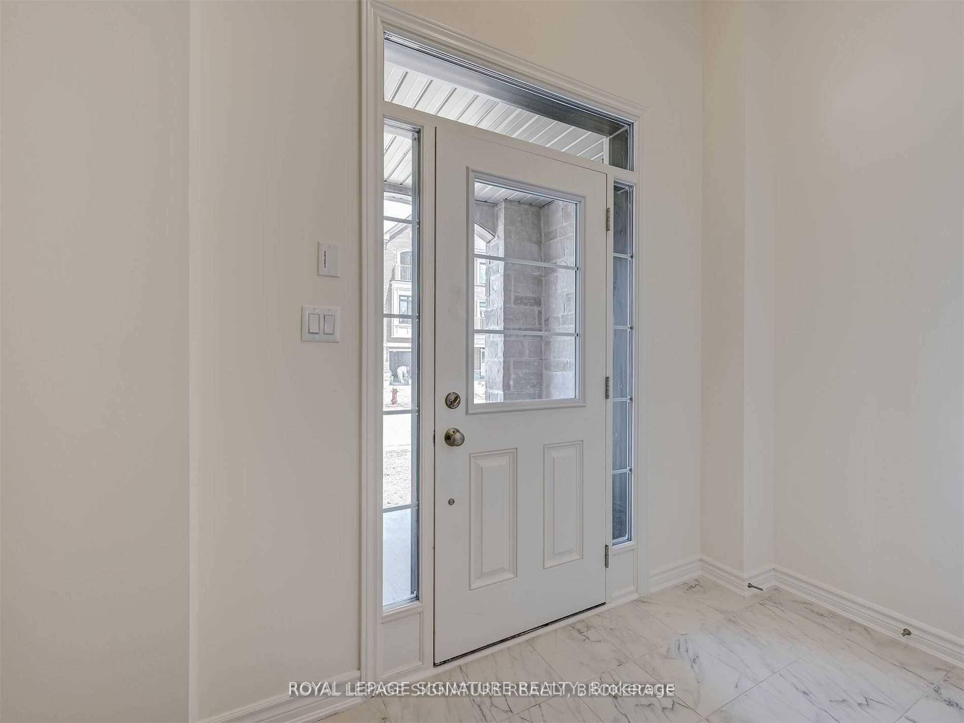 Bright and Sunny Freehold Townhouse Located In Milton's Ford Community.