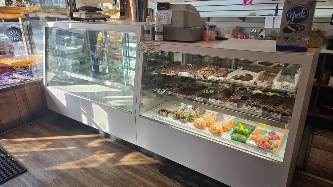 Prime commercial investment opportunity located in the heart of Valley Stream s vibrant central business district.