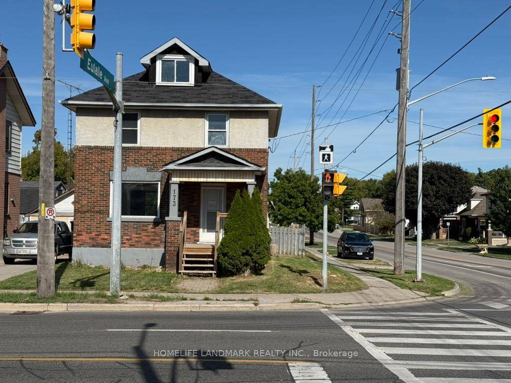 OPEN HOUSE Saturdays amp ; Sundays !