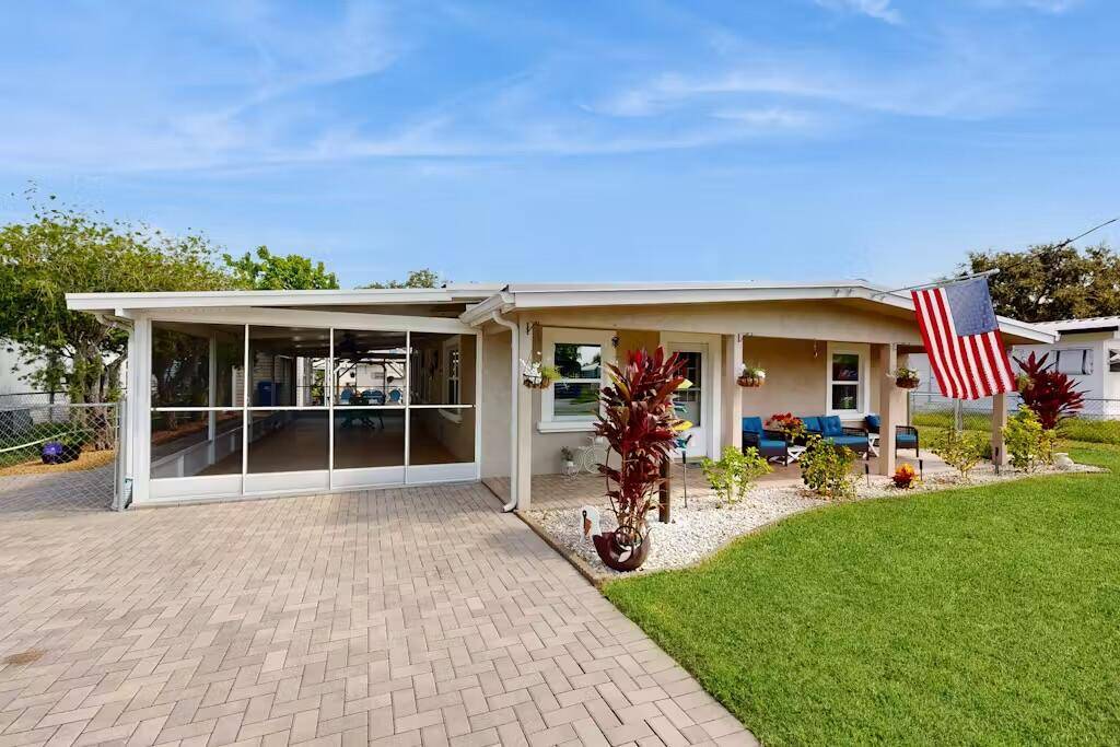 If you've been searching for a well maintained, relaxing waterfront property, look no further, this one's a true gem !