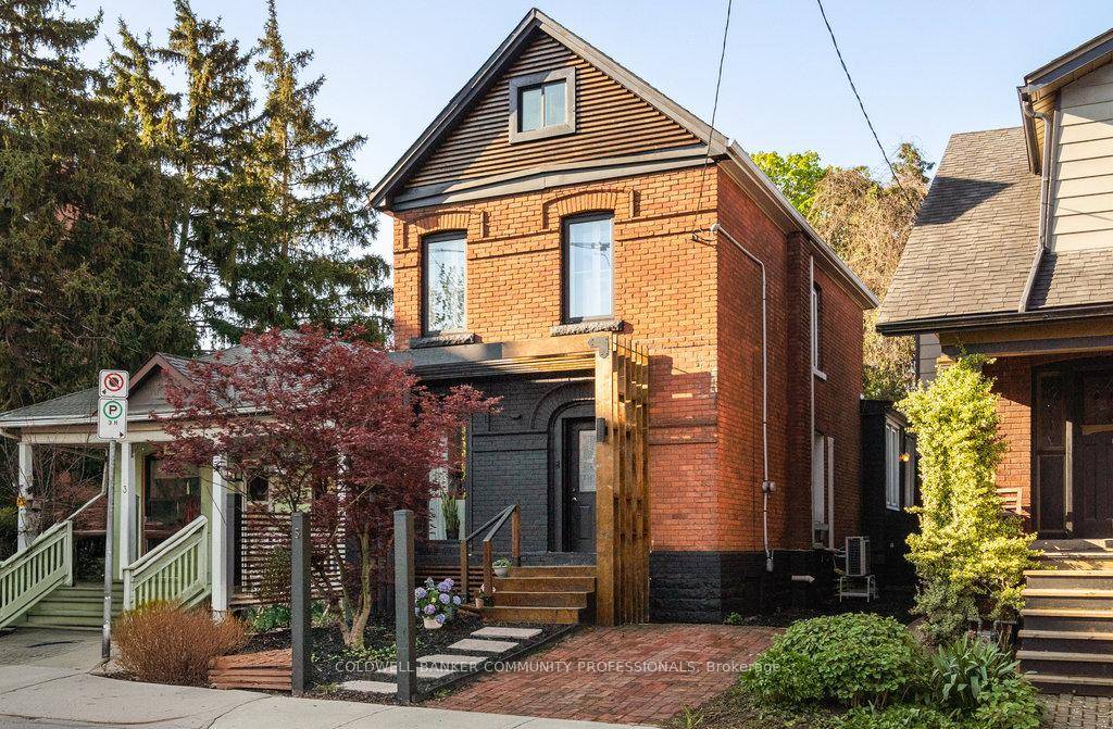 Situated in the heart of Kirkendall, one of Hamilton's most sought after neighbourhoods, 5 Pine Street is a beautifully preserved century home that effortlessly blends timeless character with thoughtful, modern ...