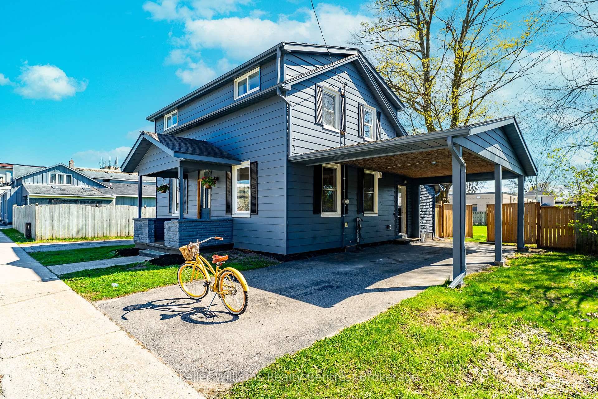 Stop the scroll 578 Green Street is the one you've been waiting for !