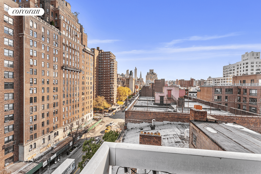 Welcome to this high floor, West Chelsea one bedroom condo with a large, private balcony.
