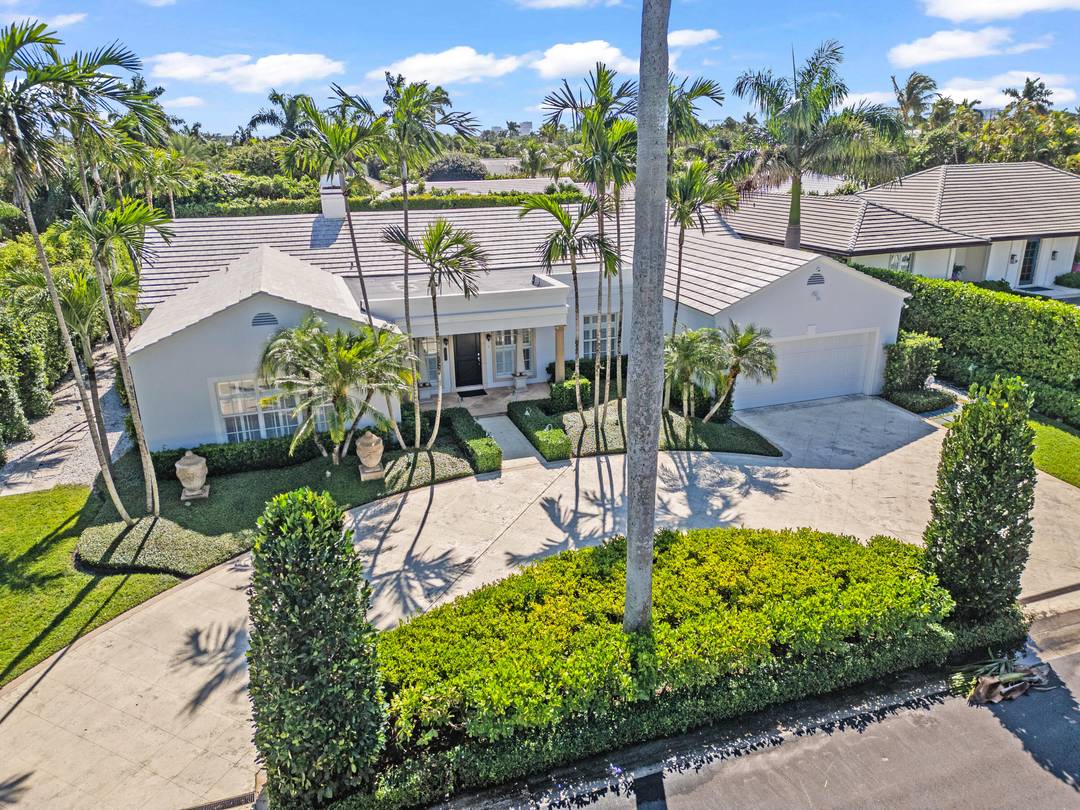 This stunning 4 bedroom, 4.